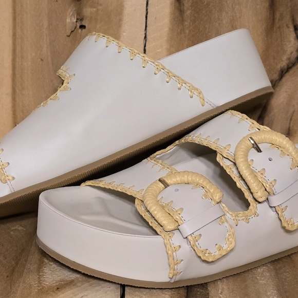 MARC FISHER LTD Womens 6 M Natural Beige Street Chic Platform Leather Slides NEW - Picture 3 of 5